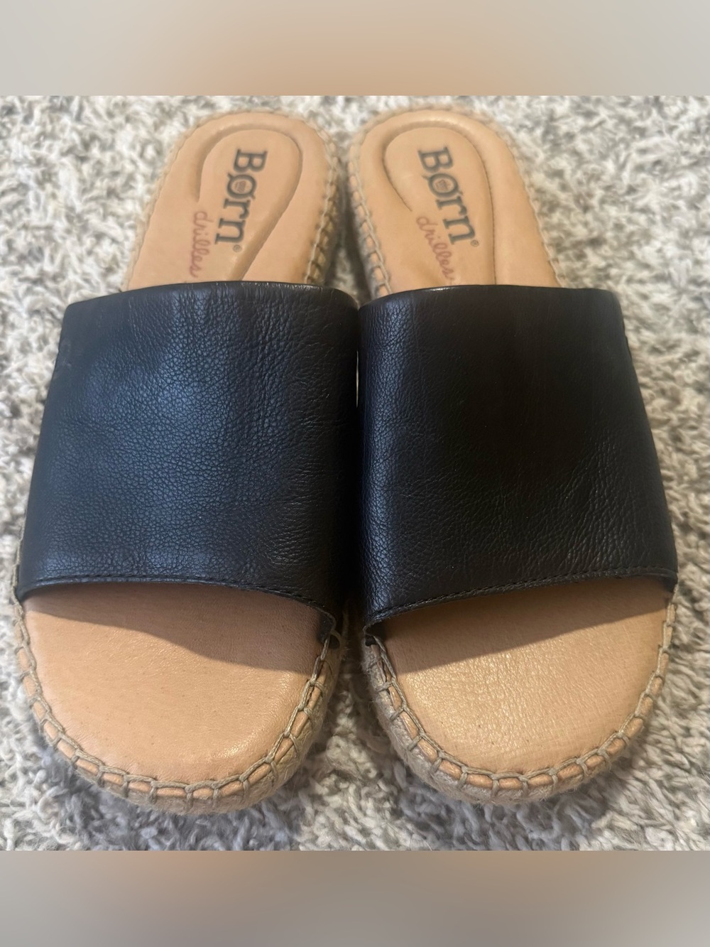 Born San Benito Black Leather Espadrille Slide
Sandals